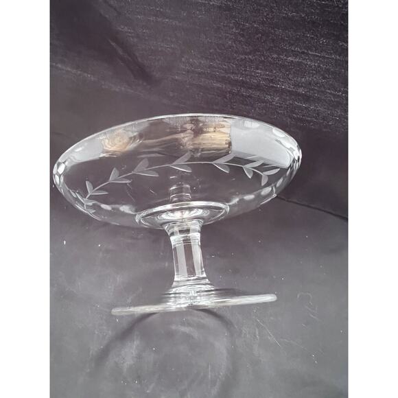 Vintage Glass Compote Bowl With Etched Floral Leaf Design - Picture 5 of 9
